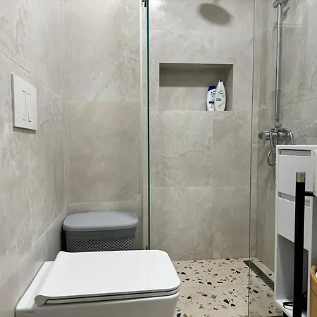 Angel's Luxury Heaven Taiwan Тирана